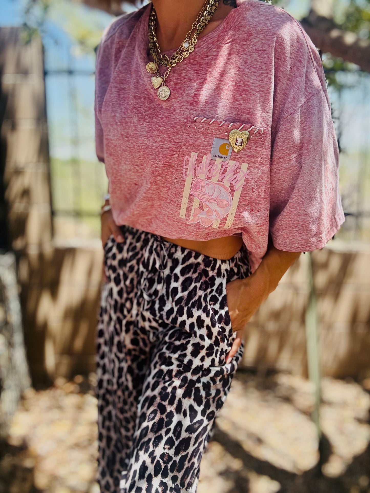 TEE-  pink bass -HUSBAND POCKET SHIRT - XL