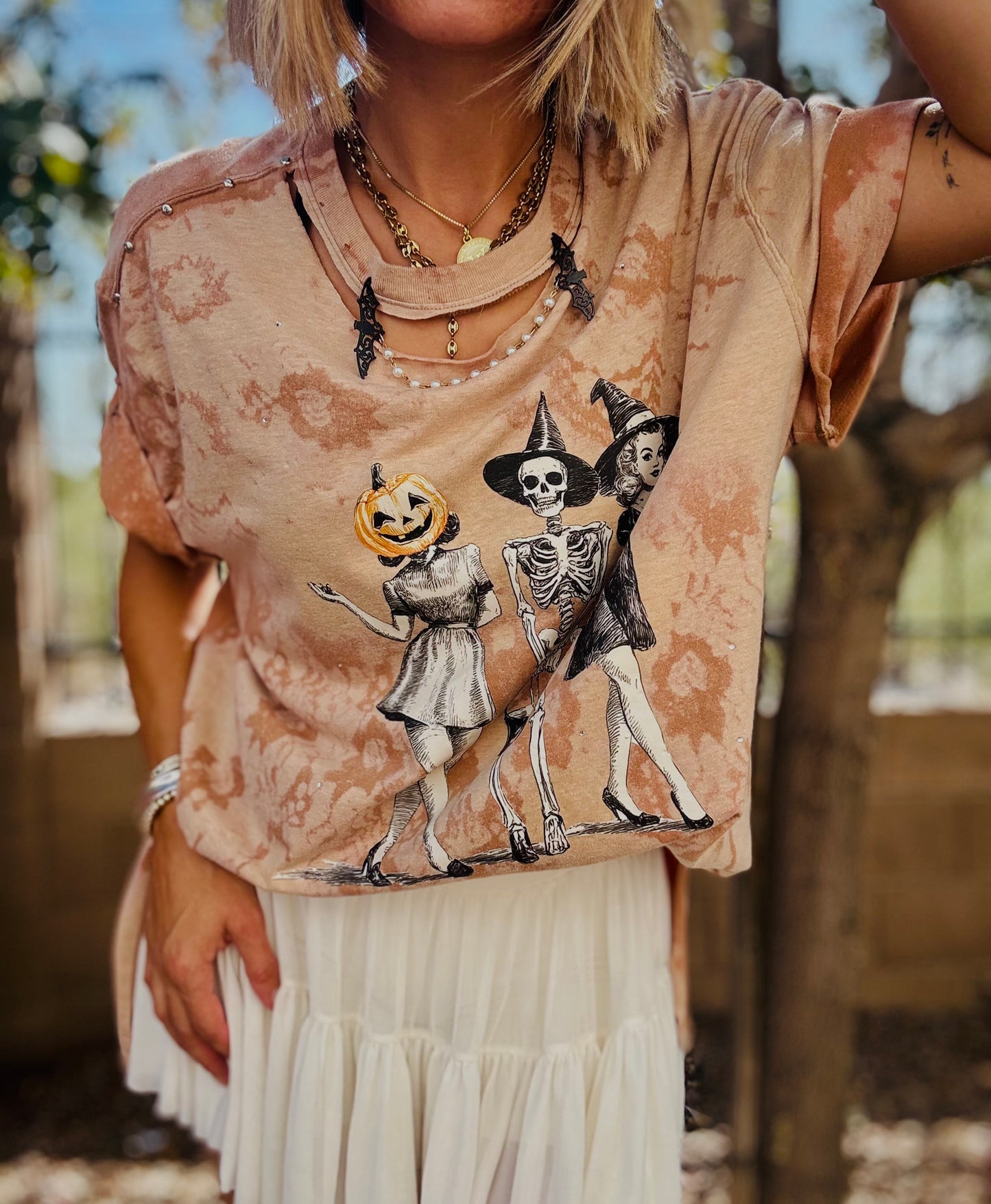 MD-vintage pin up spooky girls- DAD TEE XL original length slit sides