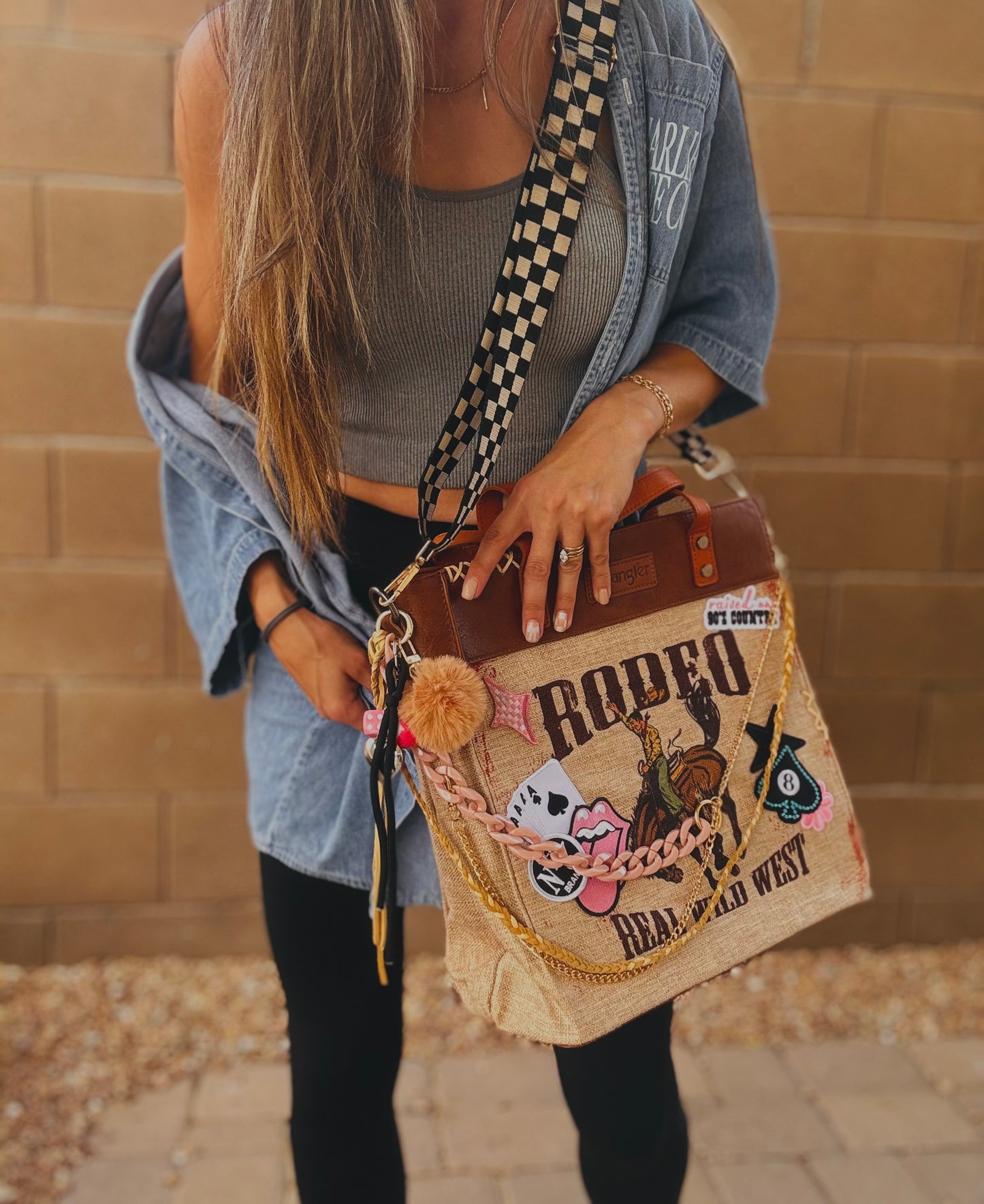 OO-Wrangler Rodeo Babe checkered pink - Repurposed Wrangler Crossbody
