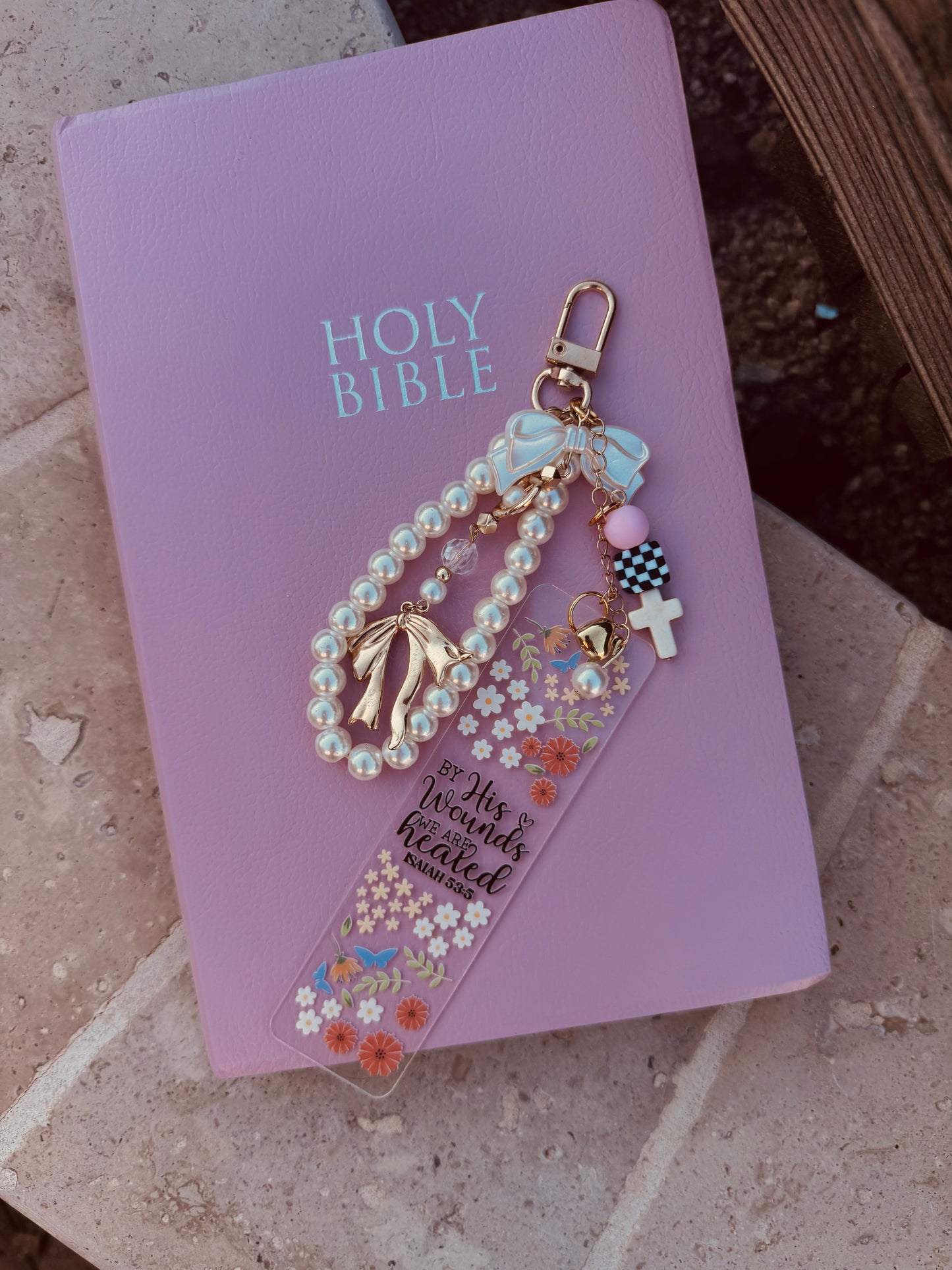 BBC-BIBLE VERSE +hand beaded+ by his wounds. We are healed 1