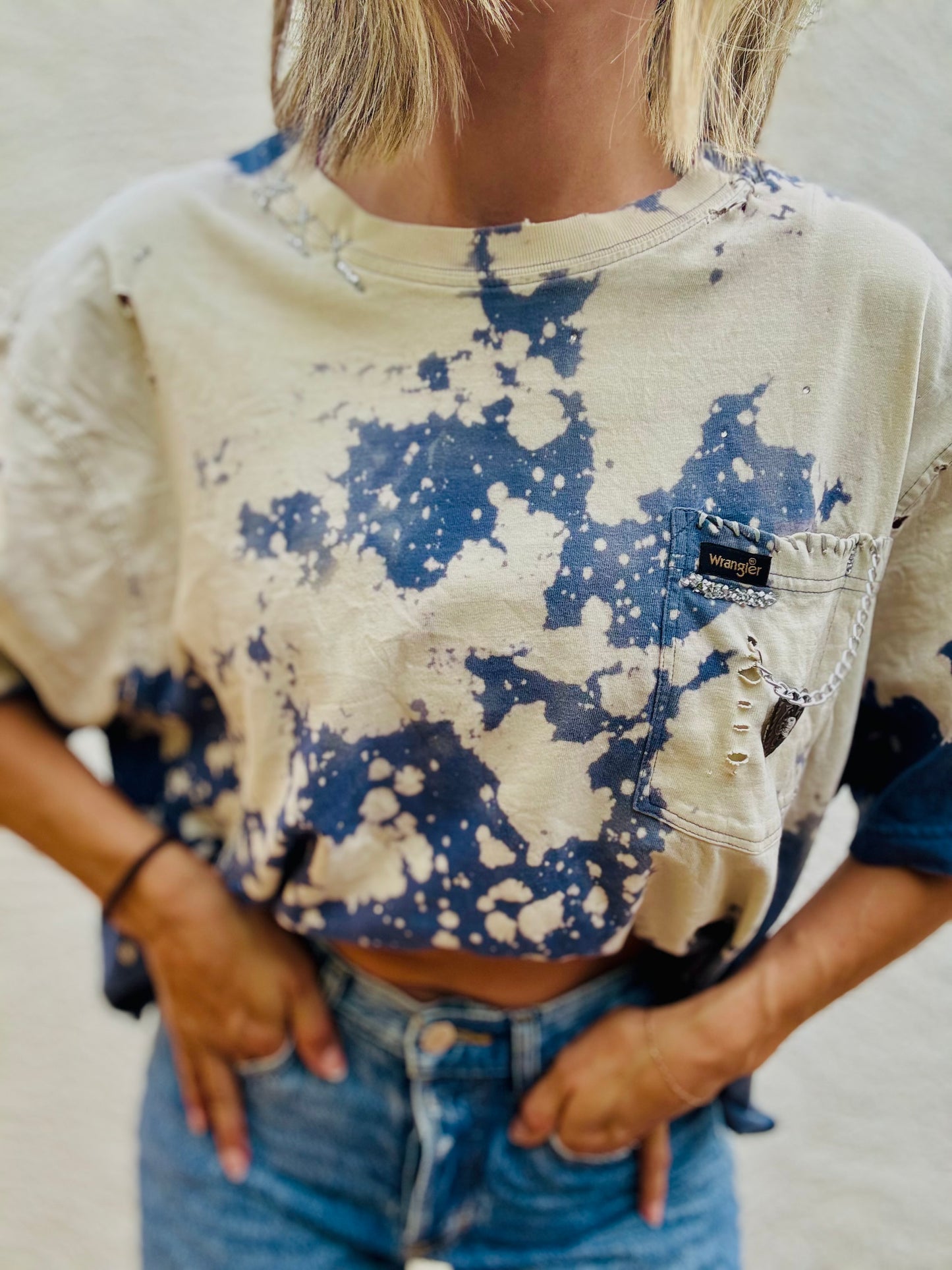 NUM-stitched wranglin concho+ blue Tshirt MEDIUM