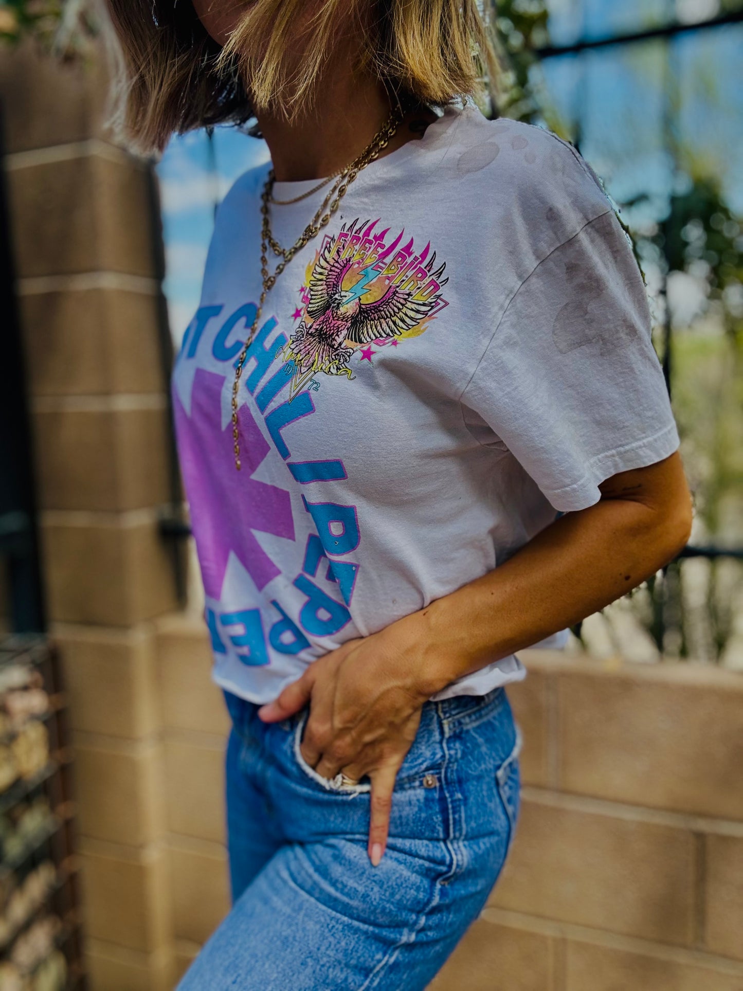 TEE-dirty chili band, babe- DAD TEE SMALL cut crop