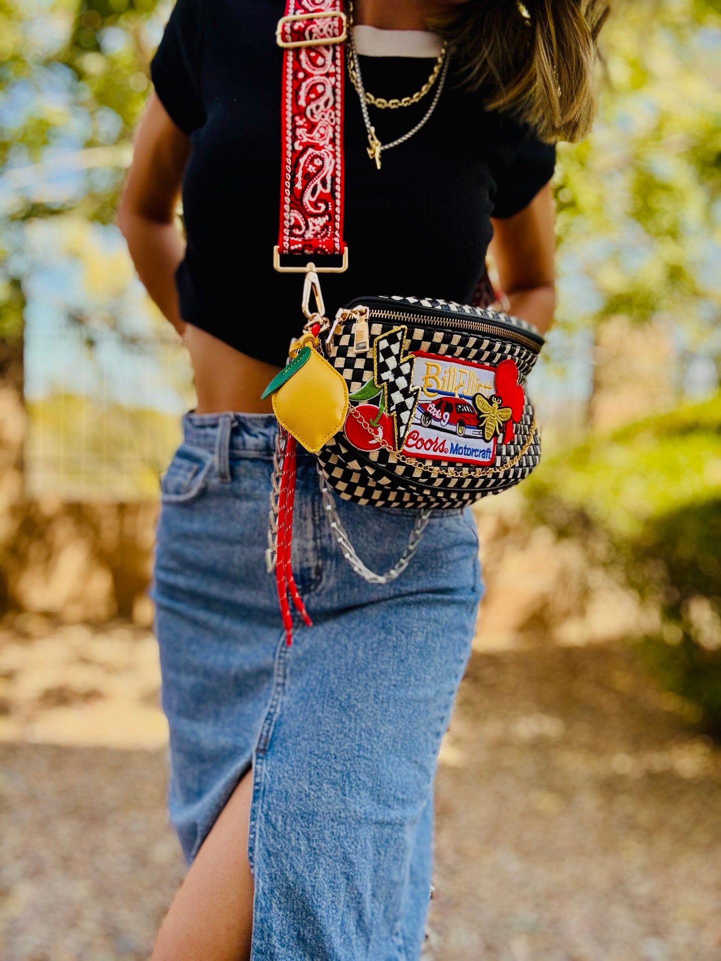 DM2-race babe red bombshell +PHOENIX BAG + extra red strap